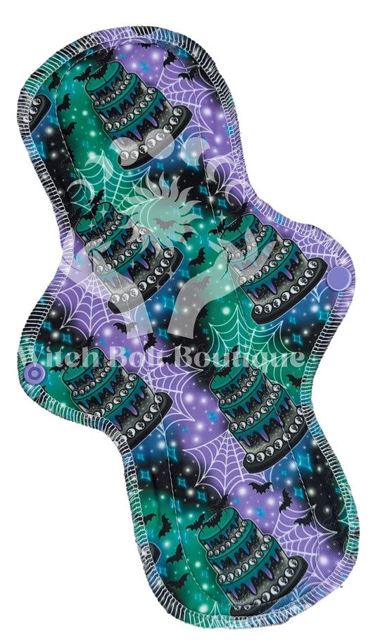 Three Tiered Cake Cloth Pad